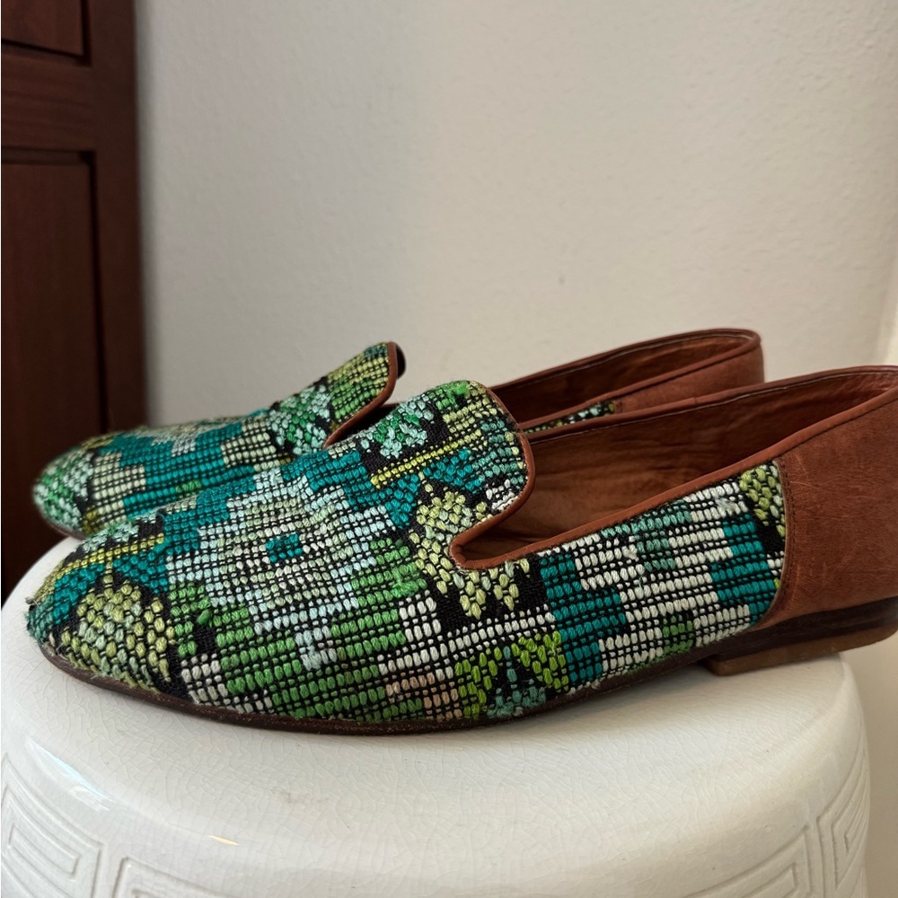 Teysha Men's Loafers/“Smoking Slippers” (size 9)